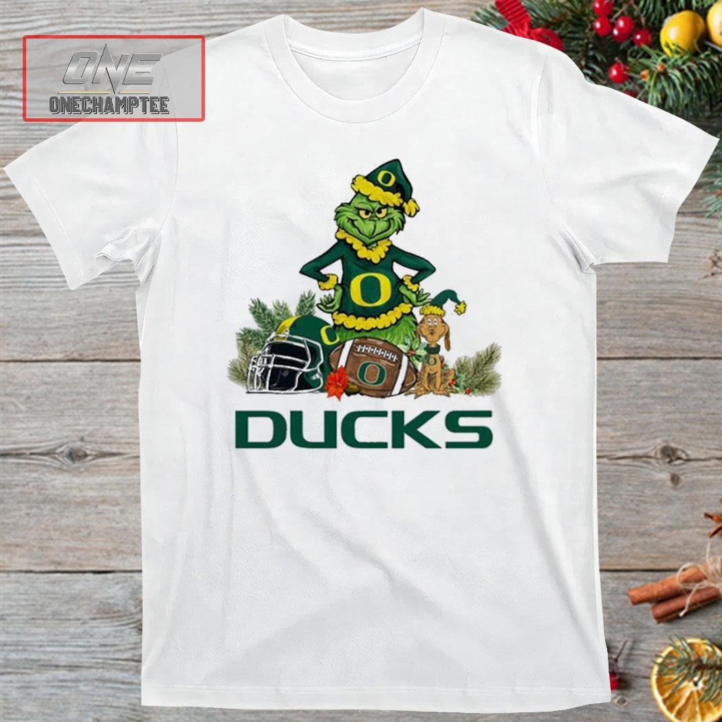 Oregon Ducks Funny Grinch And Dog Christmas Shirt