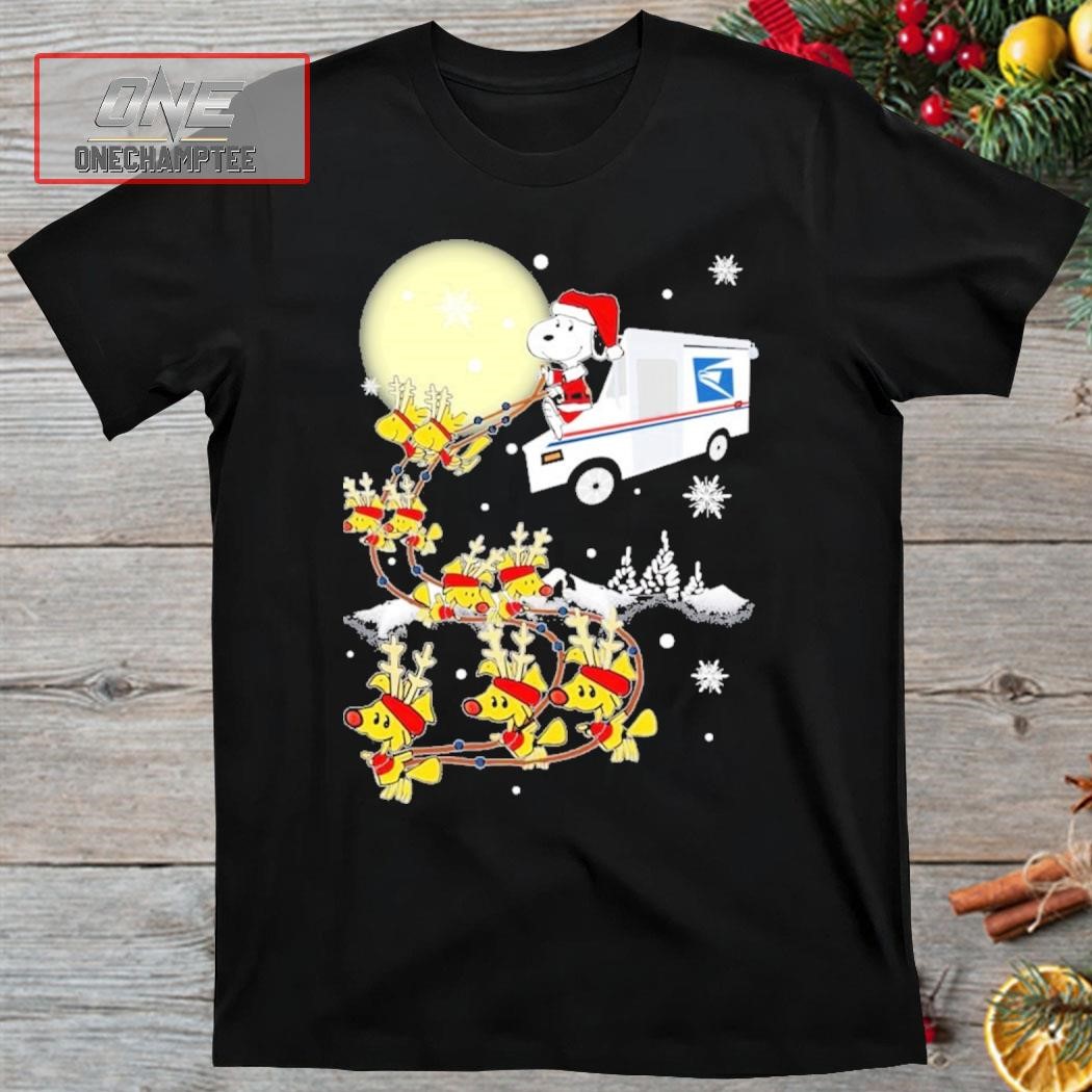 Snoopy Santa And WoodStock USPS Logo Merry Christmas Shirt