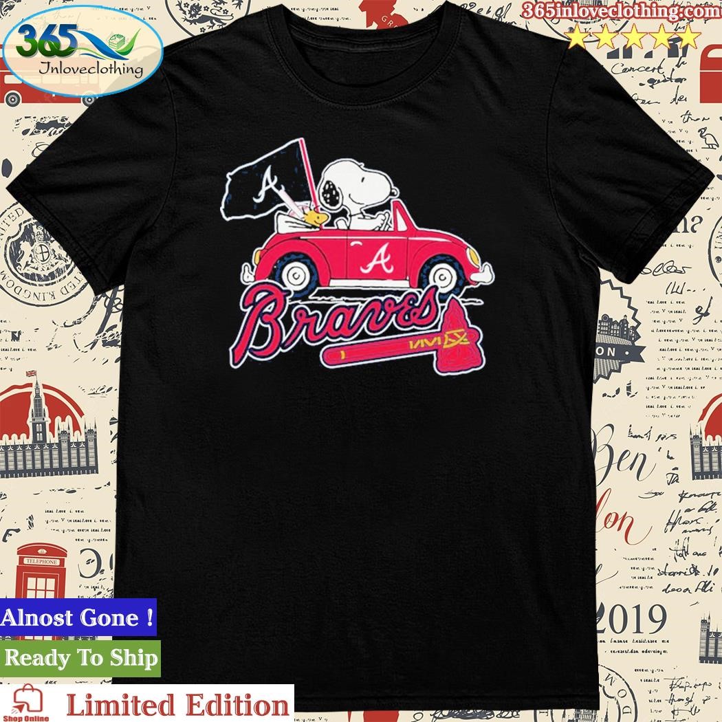 Official snoopy Drives Car With Atlanta Braves Flag Unisex Tshirt