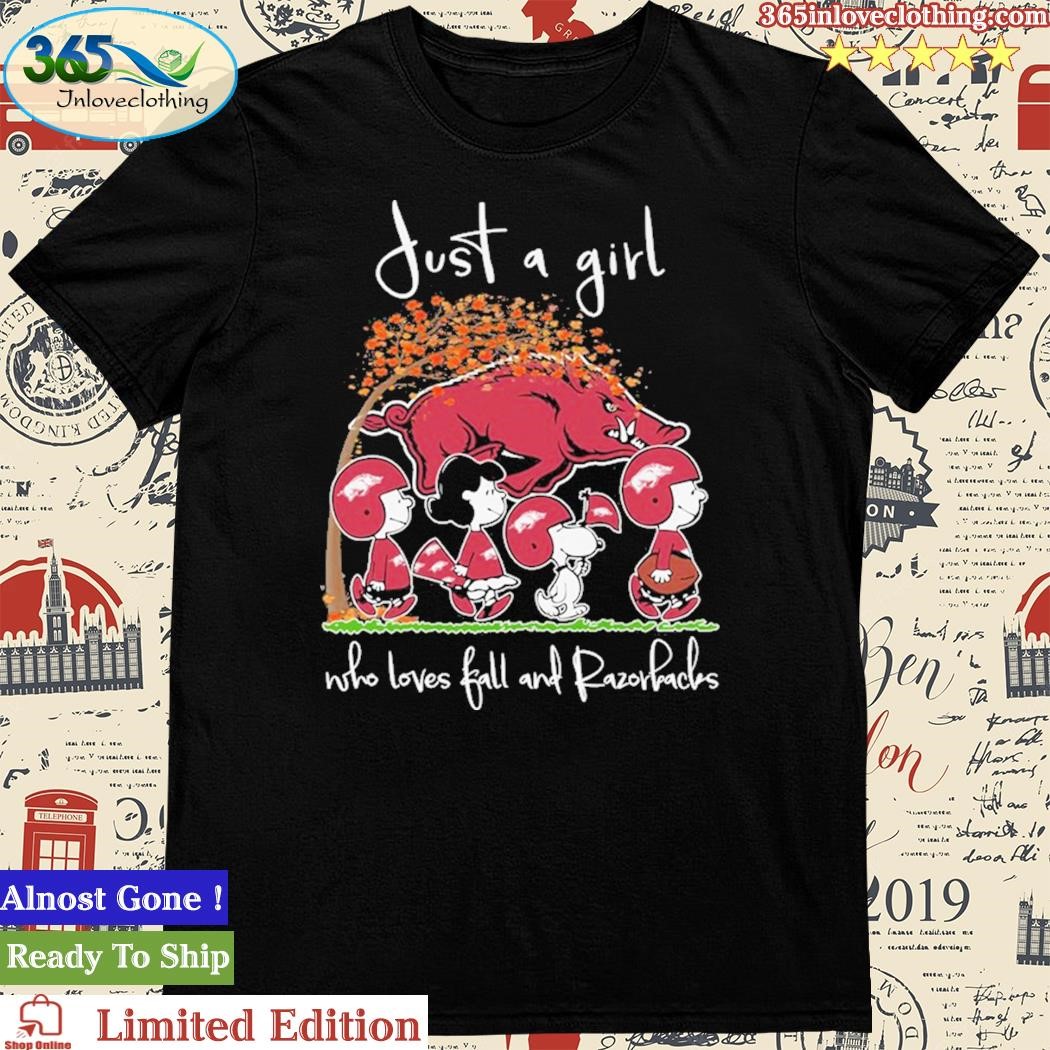 Official just A Girl Who Love Fall And Arkansas Razorbacks Snoopy Unisex Tshirt