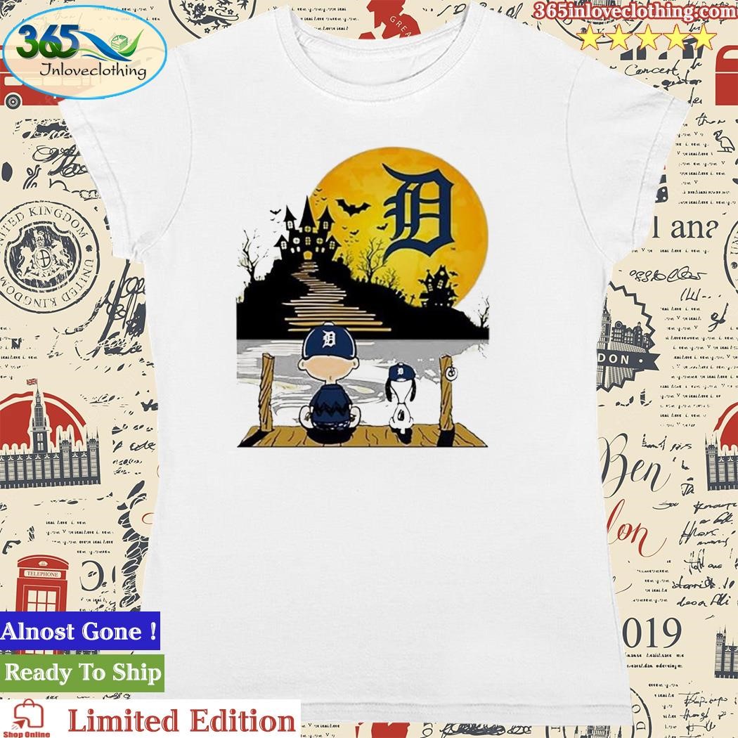 Official Snoopy Charlie brown sit under moon detroit tigers halloween T- shirt, hoodie, tank top, sweater and long sleeve t-shirt